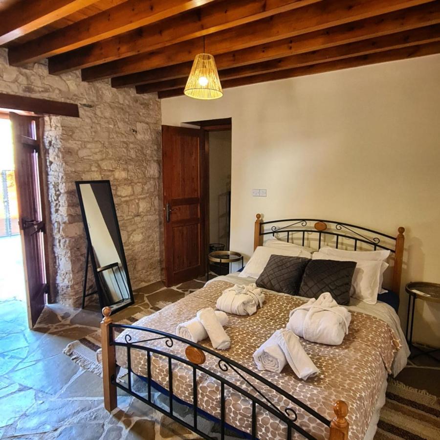 The Stonehouse Suites With Private Bath Spas Лимасол Экстерьер фото