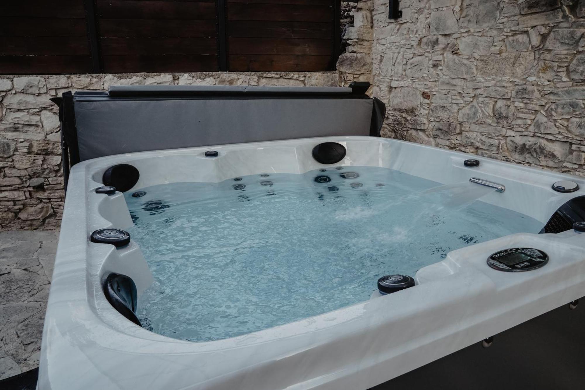 The Stonehouse Suites With Private Bath Spas Лимасол Экстерьер фото