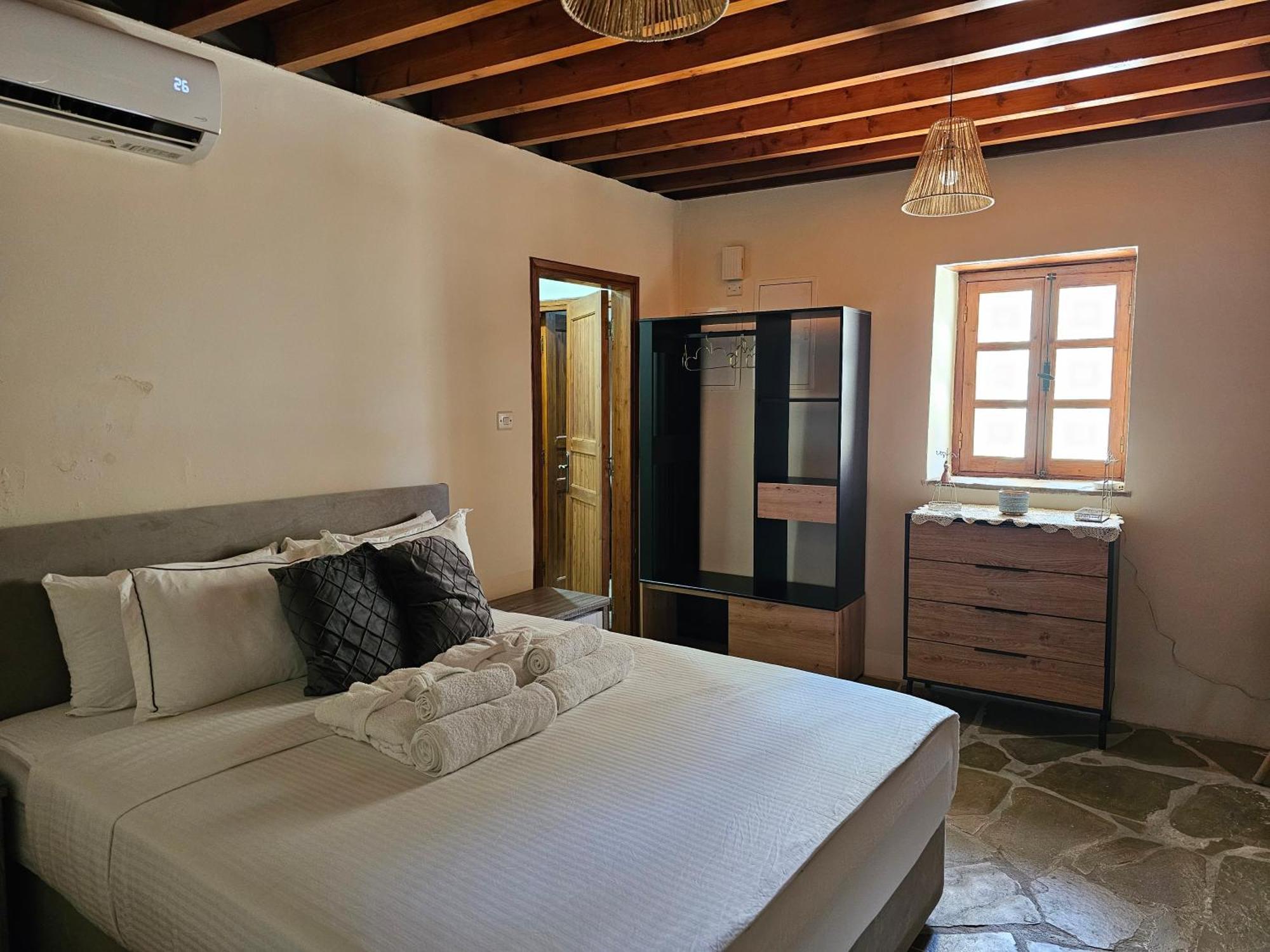 The Stonehouse Suites With Private Bath Spas Лимасол Экстерьер фото